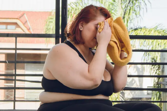 woman trying to lose weight and frustrated